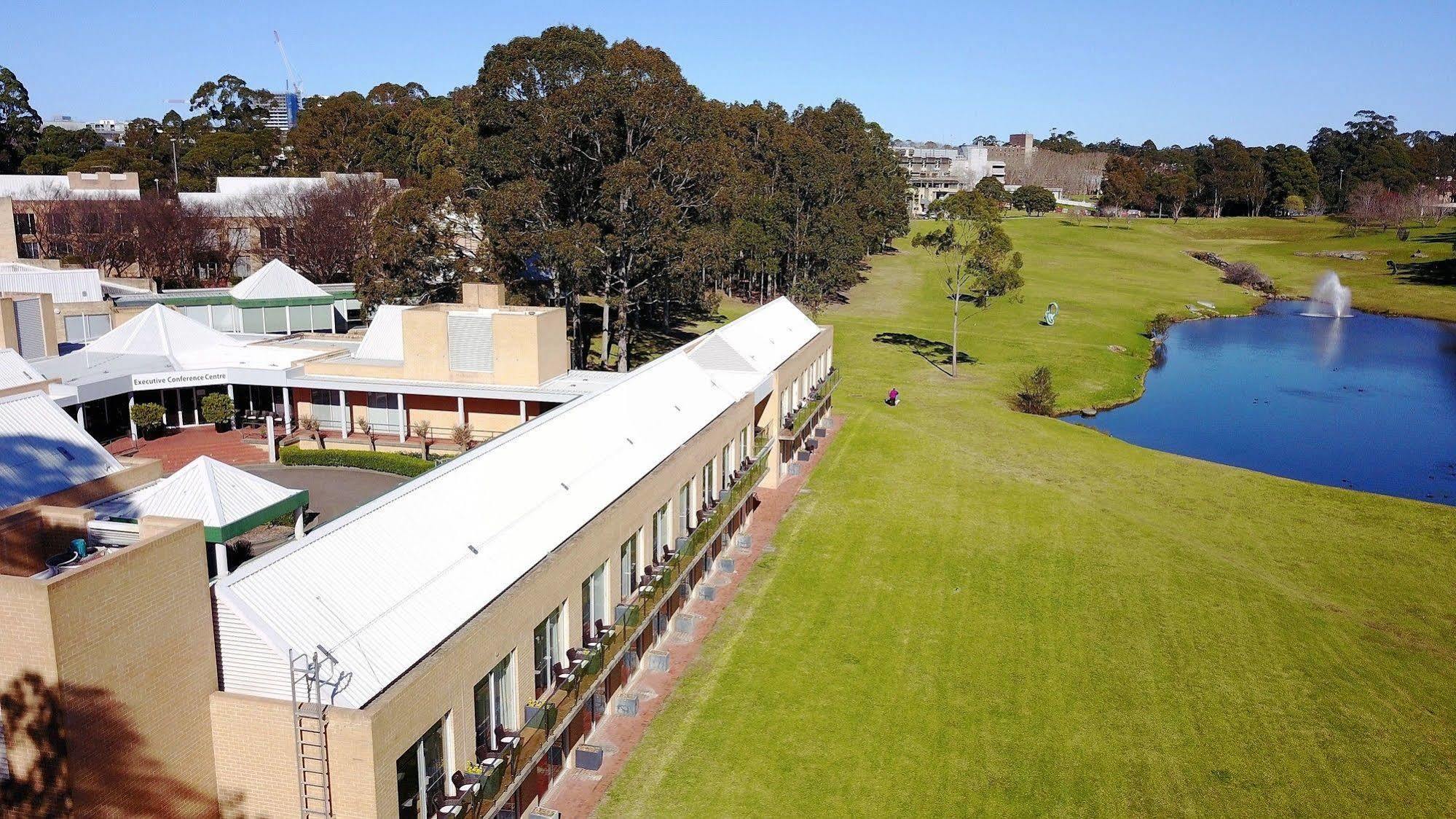 Lakeside Hotel And Conference Centre Sydney Eksteriør billede