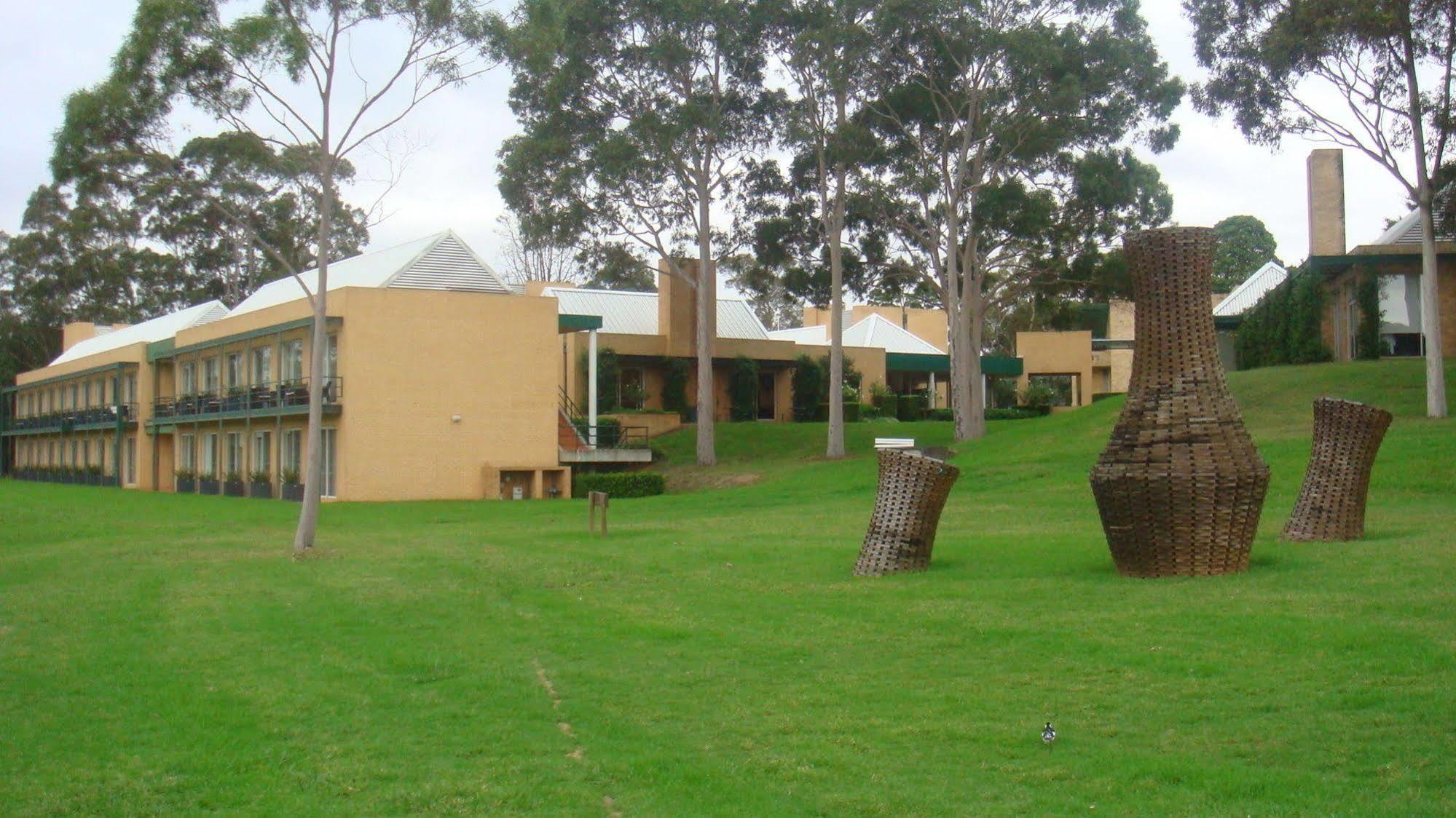 Lakeside Hotel And Conference Centre Sydney Eksteriør billede